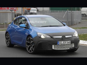 Новый Opel Astra GTC, его характеристики и фото